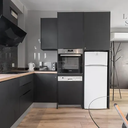 아파트 Niraya Residence, The Luxury 테살로니키