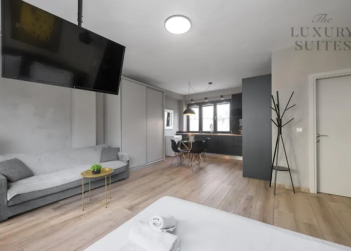 Niraya Residence, The Luxury * סלוניקי