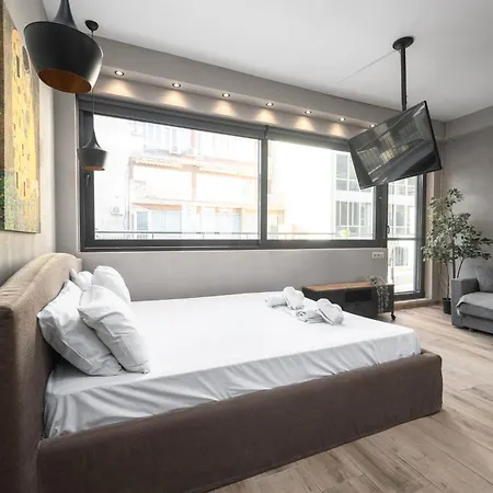 Niraya Residence, The Luxury