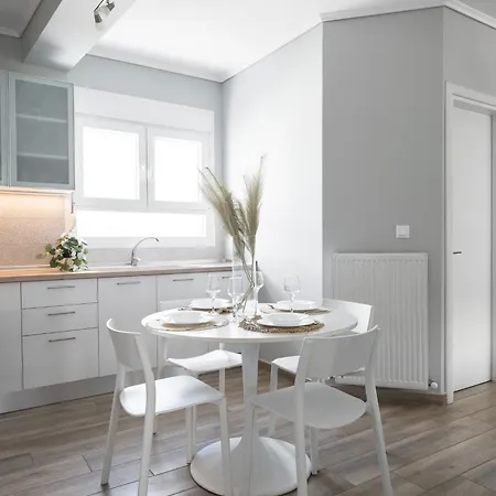 アパート Niraya Residence, The Luxury テッサロニキ