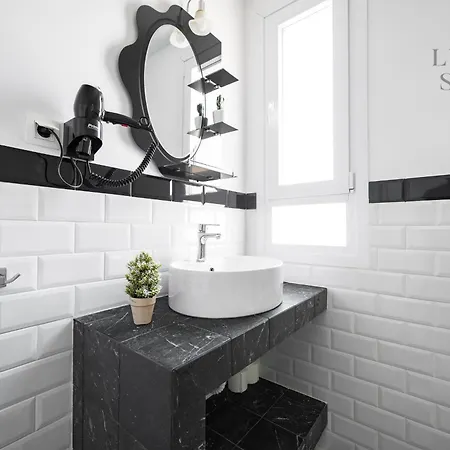 Niraya Residence, The Luxury